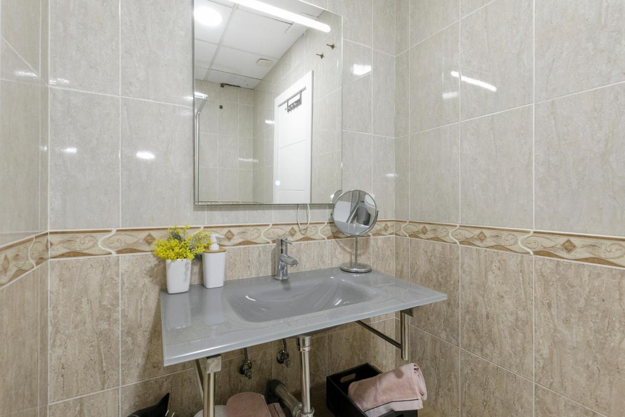 Apartamento Alcaiceria Granada Apartment Exterior photo